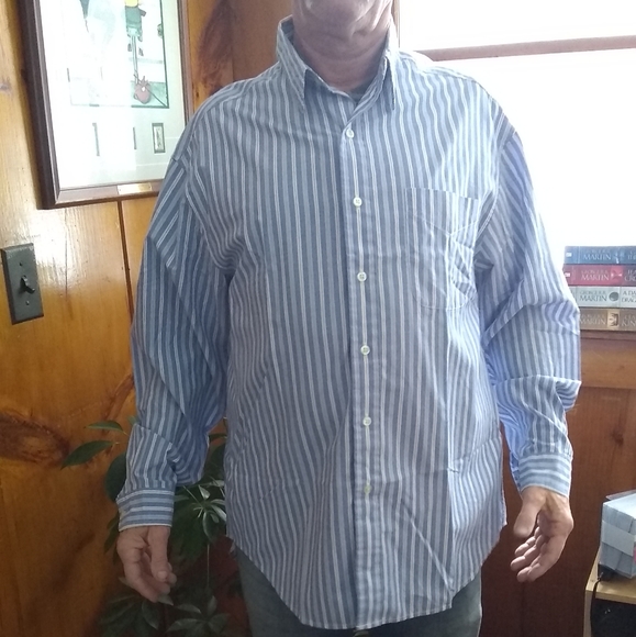 GAP Light Blue Striped Long Sleeve Button Down Dress Shirt NWT Size XL - Picture 3 of 12